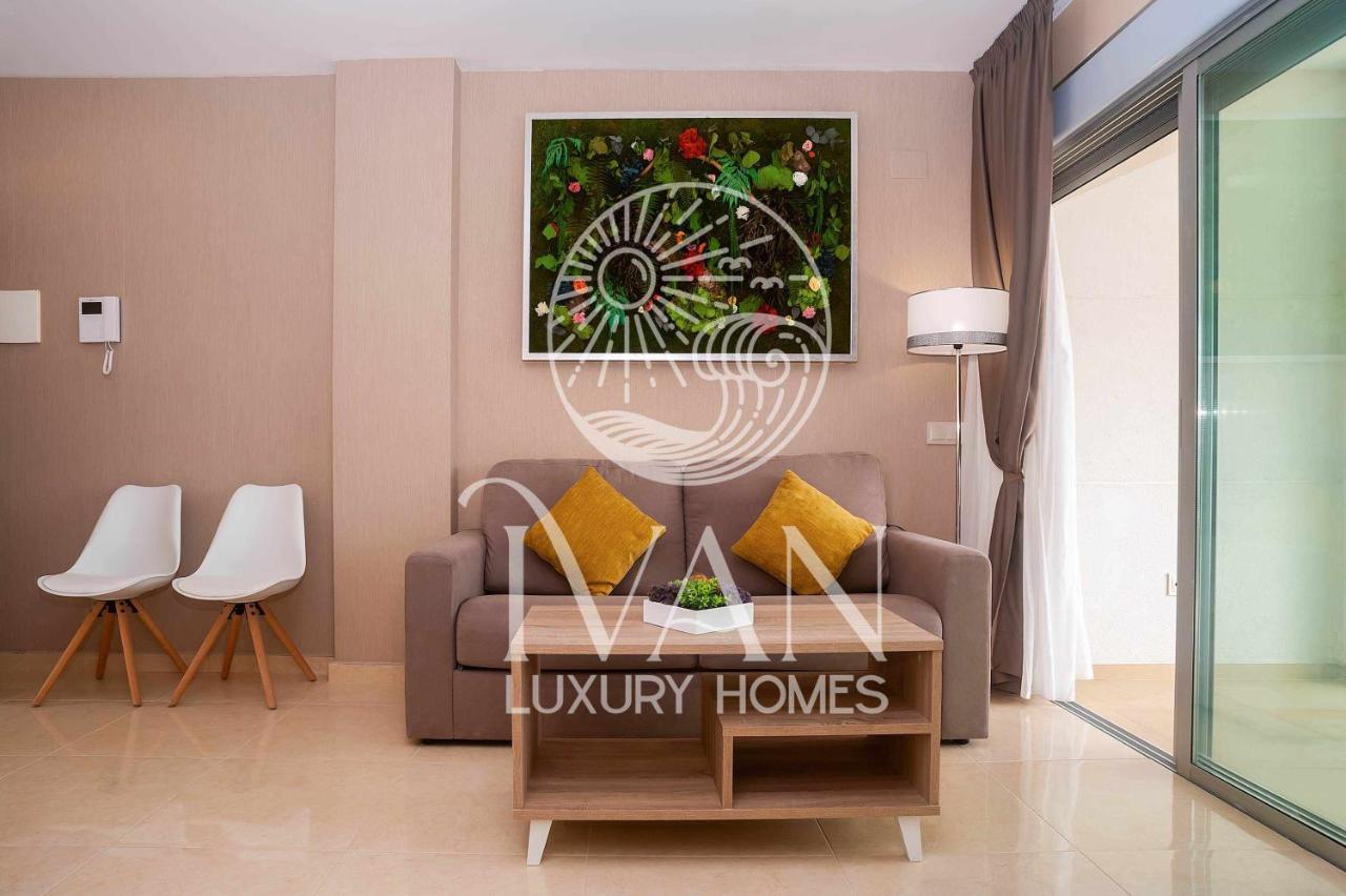 אורופסה דל מר Casa Bianca Ivan Luxury Homes 8ªpta Norte 1ªlinea מראה חיצוני תמונה
