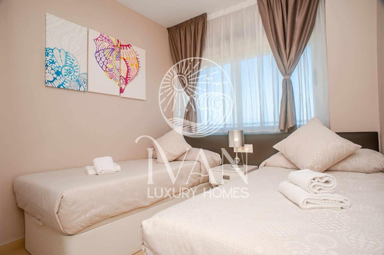 אורופסה דל מר Casa Bianca Ivan Luxury Homes 8ªpta Norte 1ªlinea מראה חיצוני תמונה