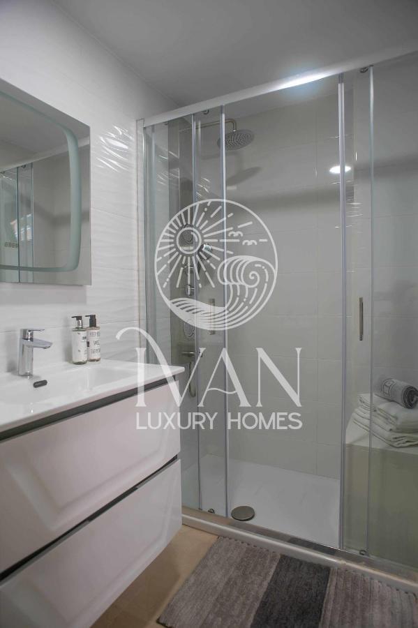 אורופסה דל מר Casa Bianca Ivan Luxury Homes 8ªpta Norte 1ªlinea מראה חיצוני תמונה