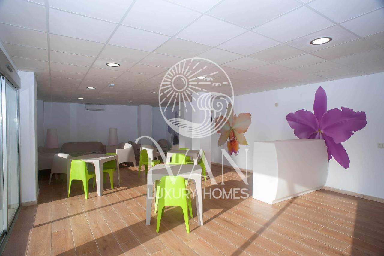 אורופסה דל מר Casa Bianca Ivan Luxury Homes 8ªpta Norte 1ªlinea מראה חיצוני תמונה